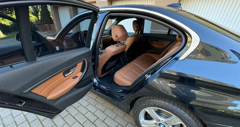 BMW Seria 3 cena 61900 przebieg: 210000, rok produkcji 2013 z Gdańsk małe 154